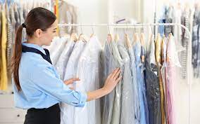 5 Benefits of Using a Laundry Service